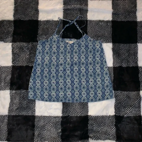 Hollister Tank - small - Picture 2 of 2